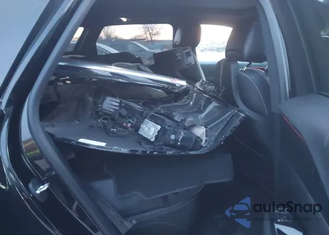 2024 Cadillac Lyriq Luxury W/1Sc z USA, uszkodzony, nr VIN 1GYKPPRL7RZ110363